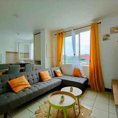 Appartement T2 - Sainte-Marie - 10 Min De L'Aeroport Extérieur photo