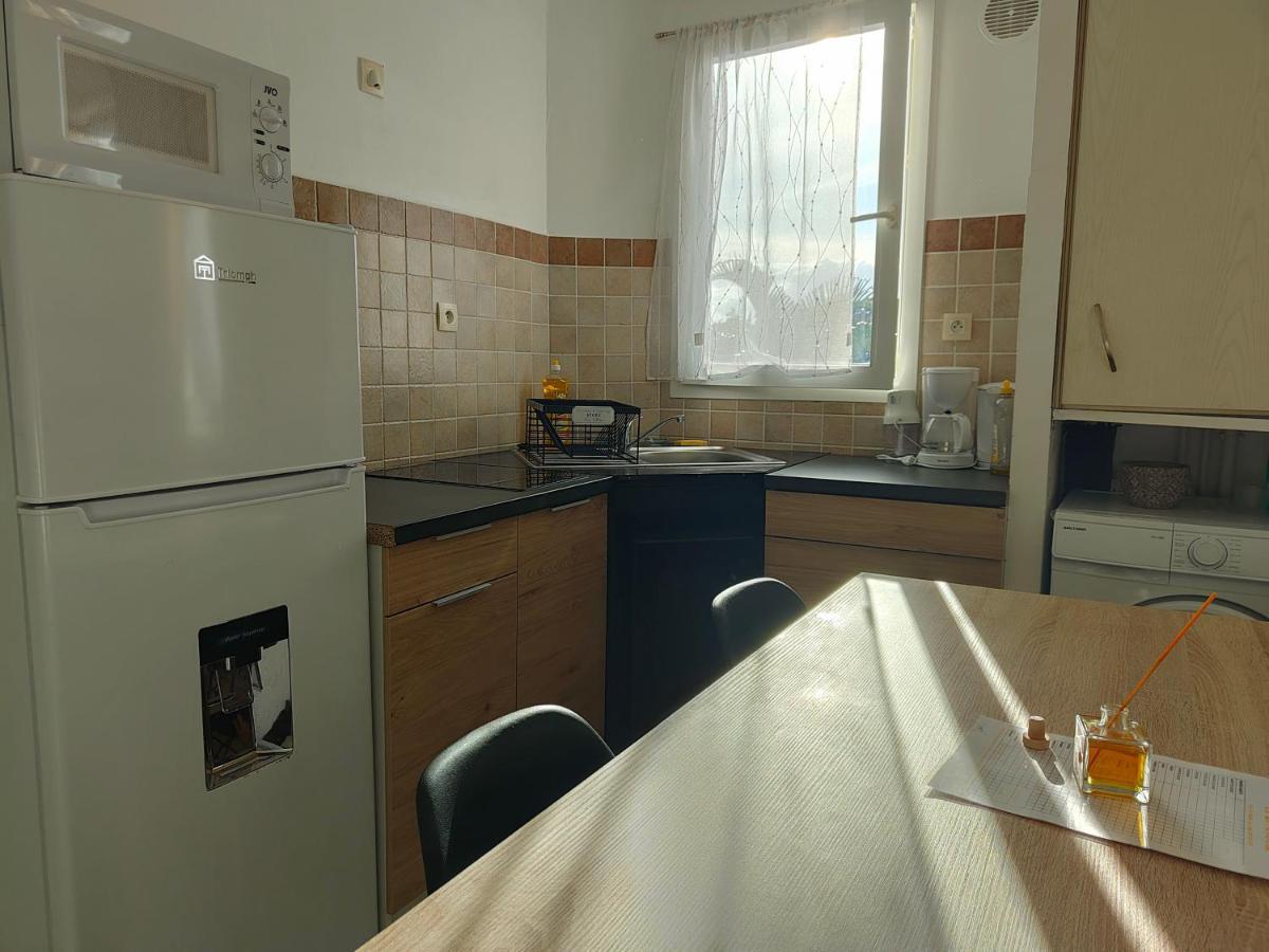 Appartement T2 - Sainte-Marie - 10 Min De L'Aeroport Extérieur photo
